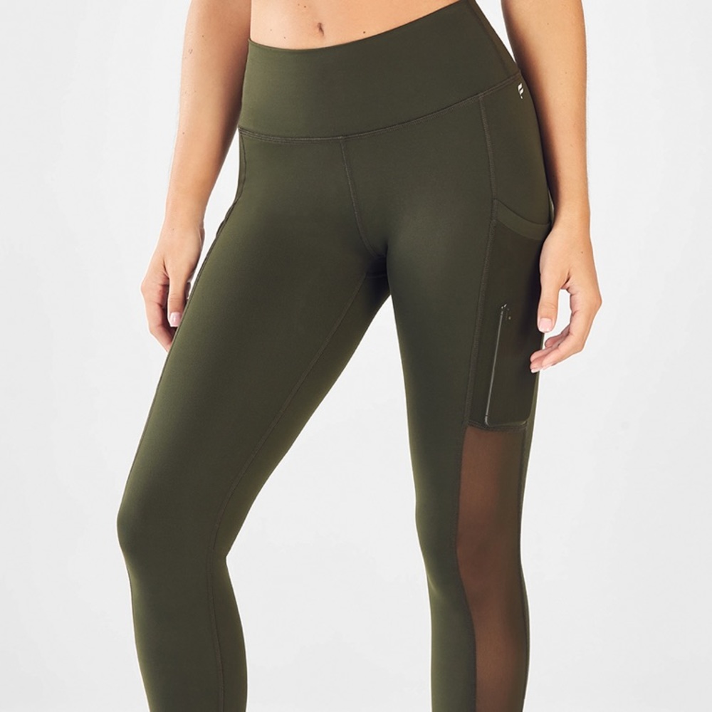 Fabletics SOLDOUT Mila High-Waisted Pocket Legging